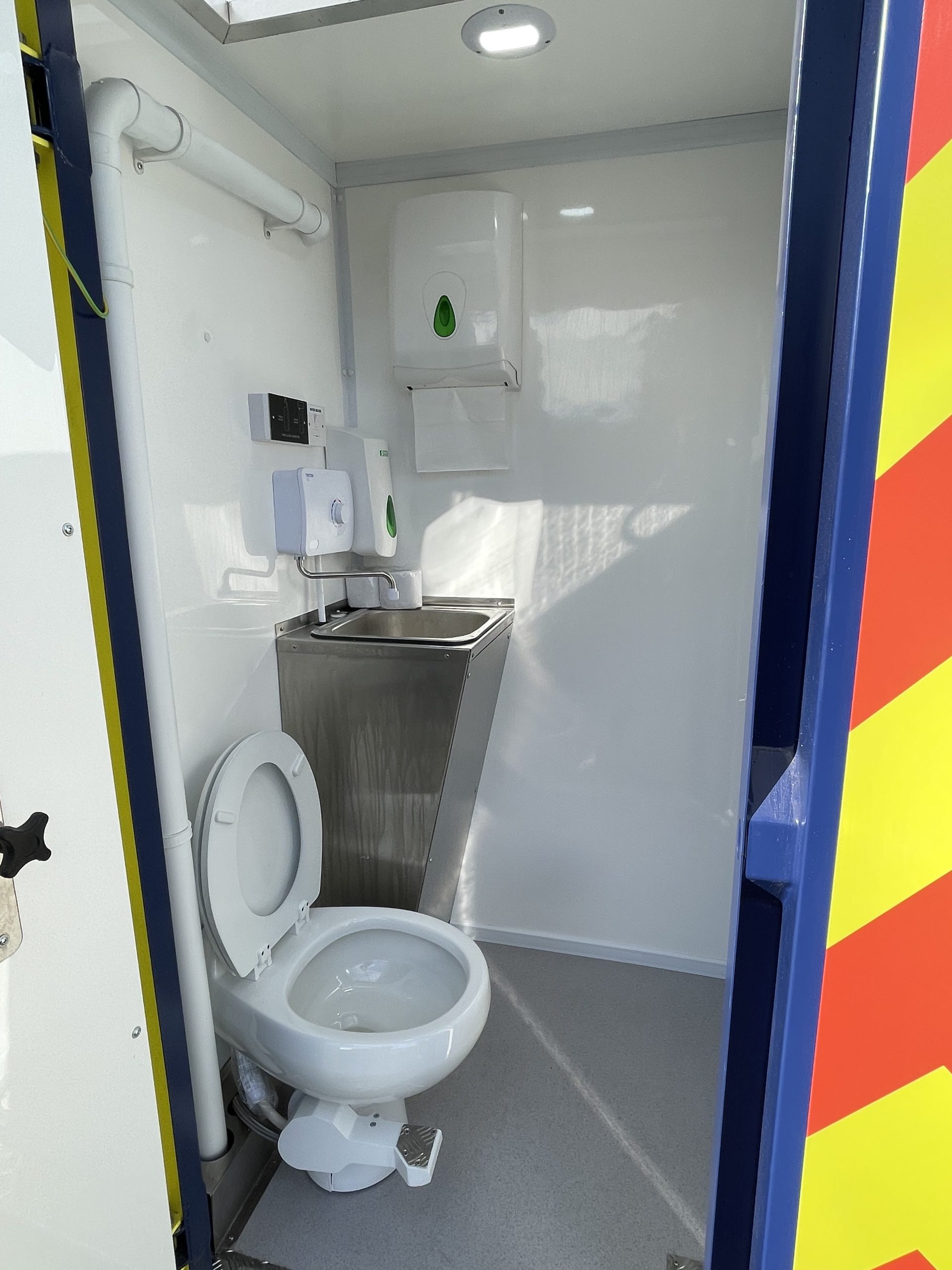 Mobile Welfare Toilets